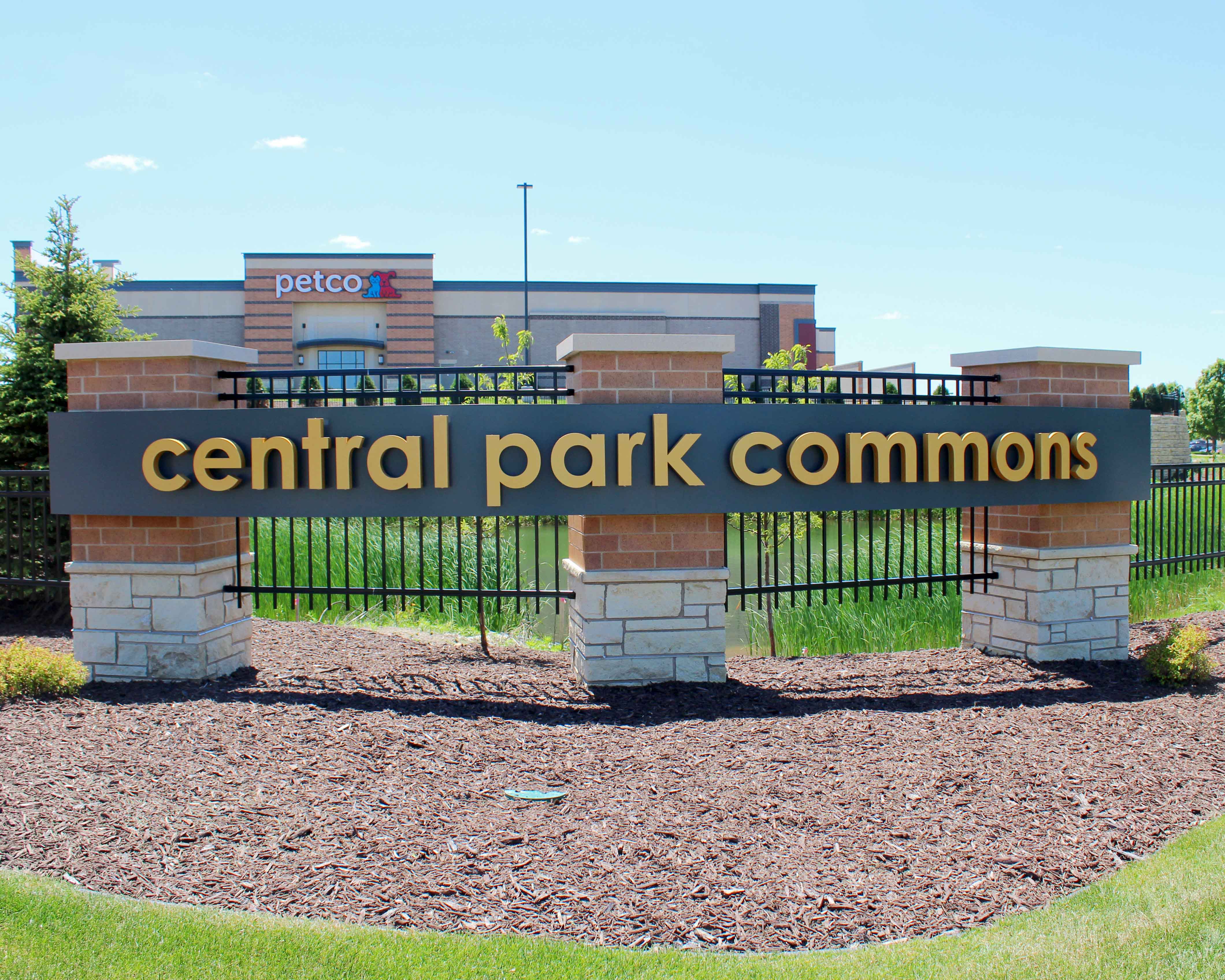 Central Park Commons main entrance sign, designed and built by Spectrum Signs