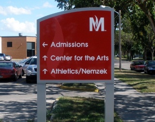 Moorhead wayfinding sign